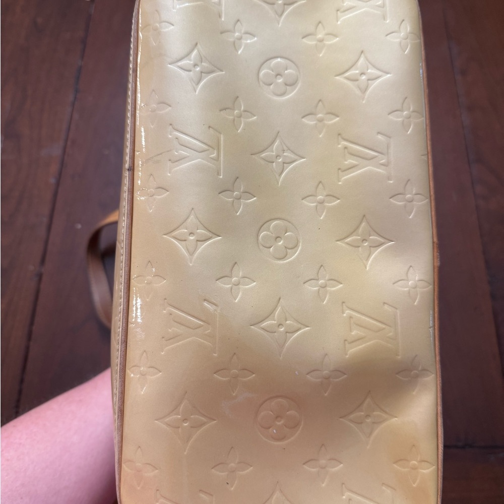 Louis Vuitton Cream and Brown Vernis Classic Tote - Picture 5 of 8
